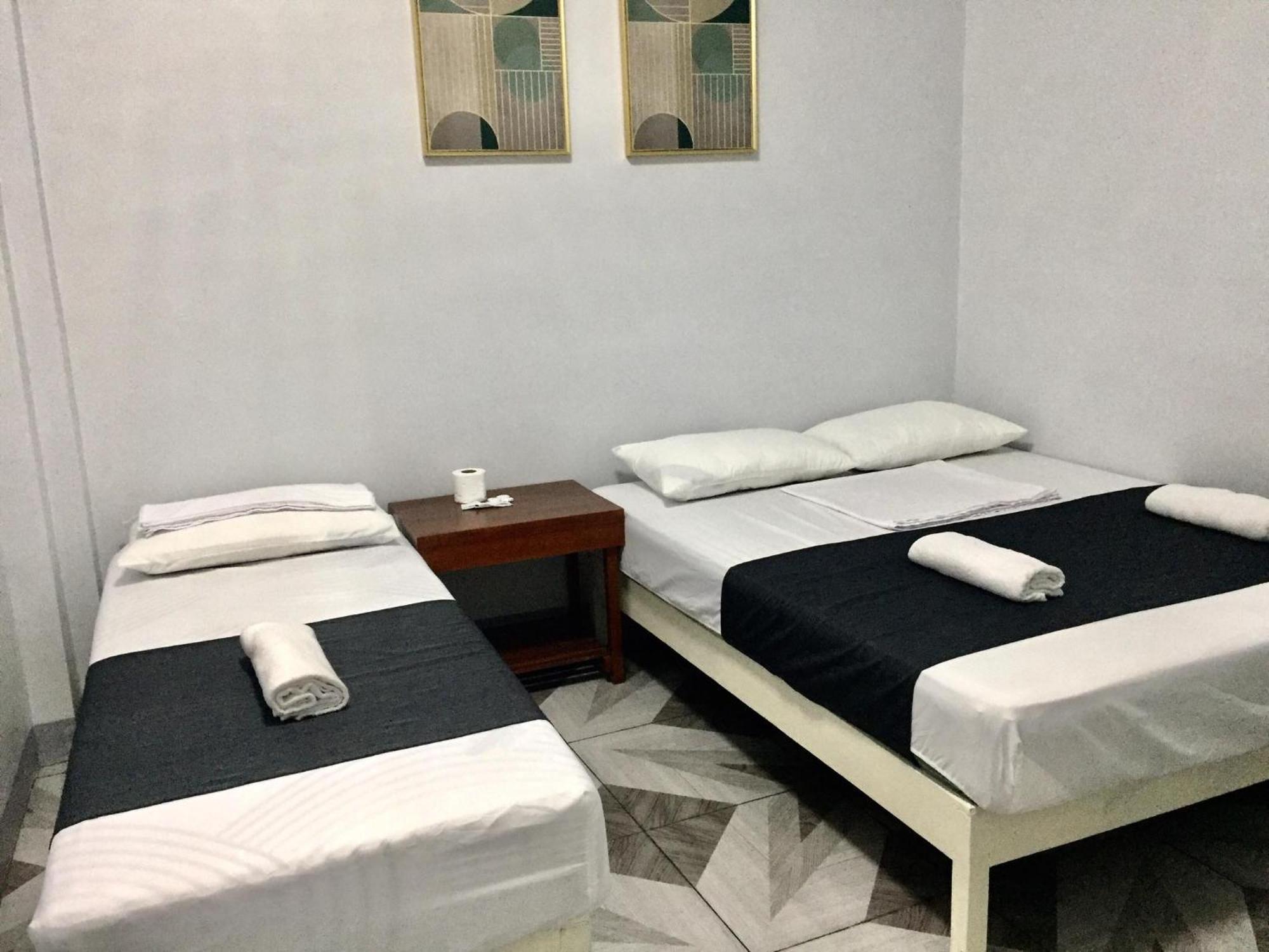 Ziet Hotel Mambajao Szoba fotó