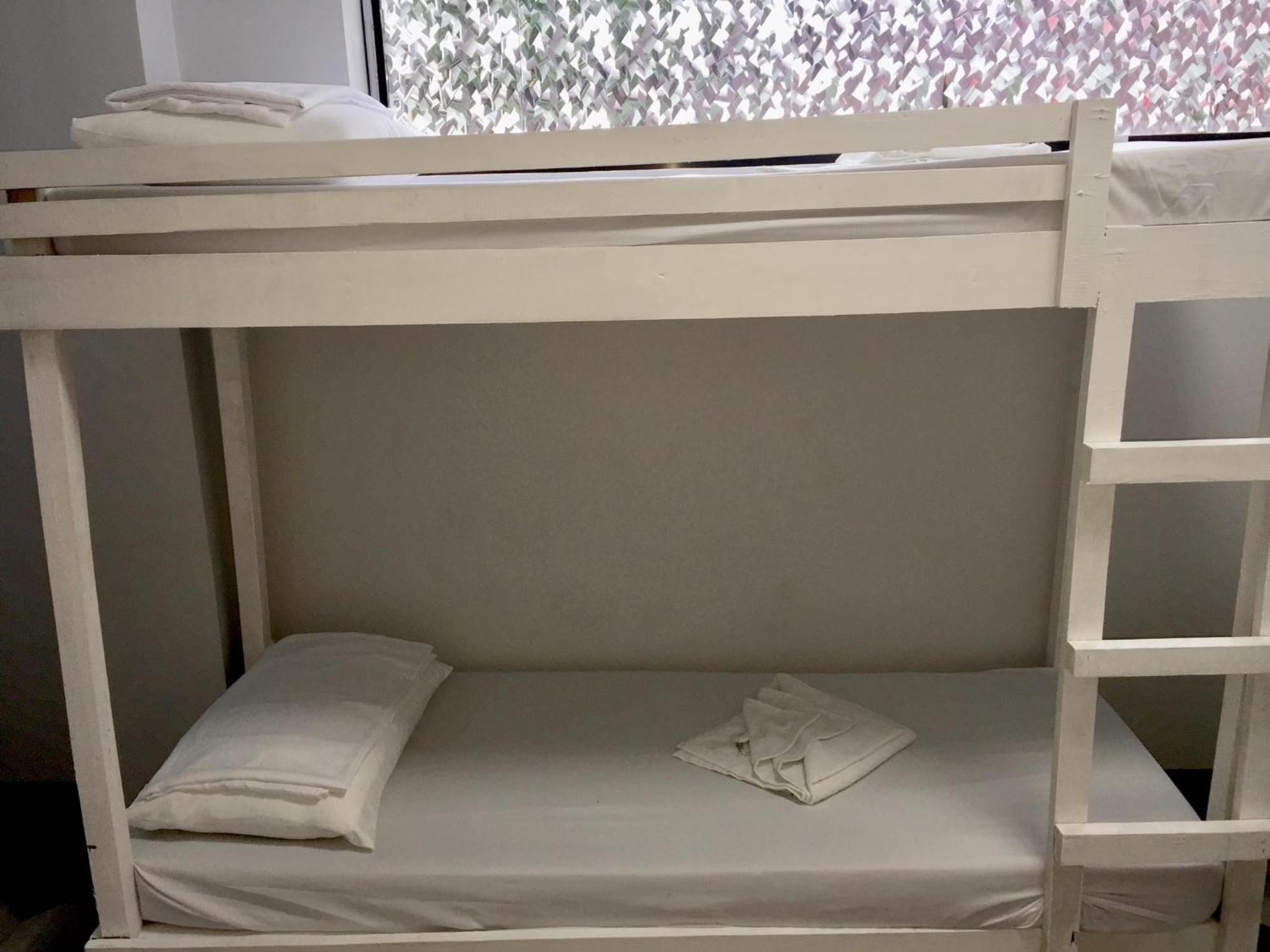 Ziet Hotel Mambajao Szoba fotó